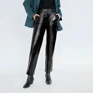 Aritzia Babaton Command Pant Mid-Rise Vegan Leather Black Size 4